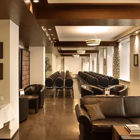 Hotell Kreutzwald 4*