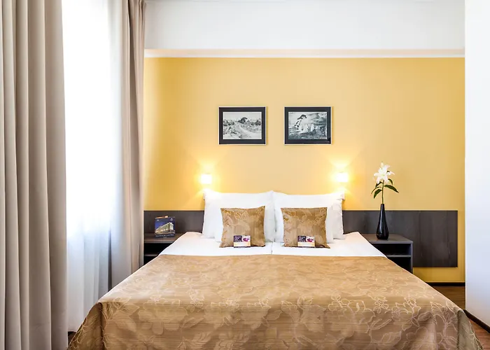 塔林库特兹瓦尔德酒店 4*