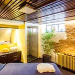 Отель Kreutzwald 4*