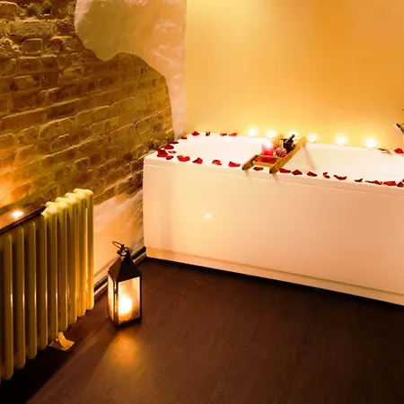 Kreutzwald Szálloda 4*