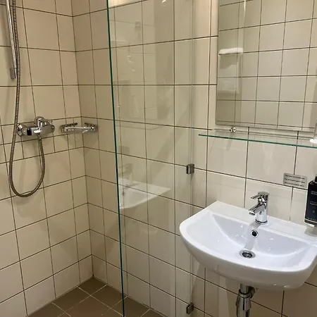 Kreutzwald 4* Tallinn