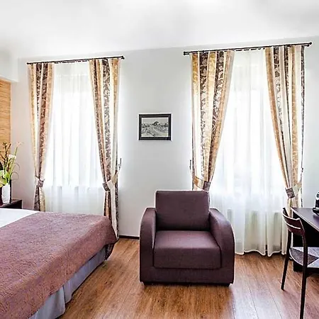 Kreutzwald Hotell 4*