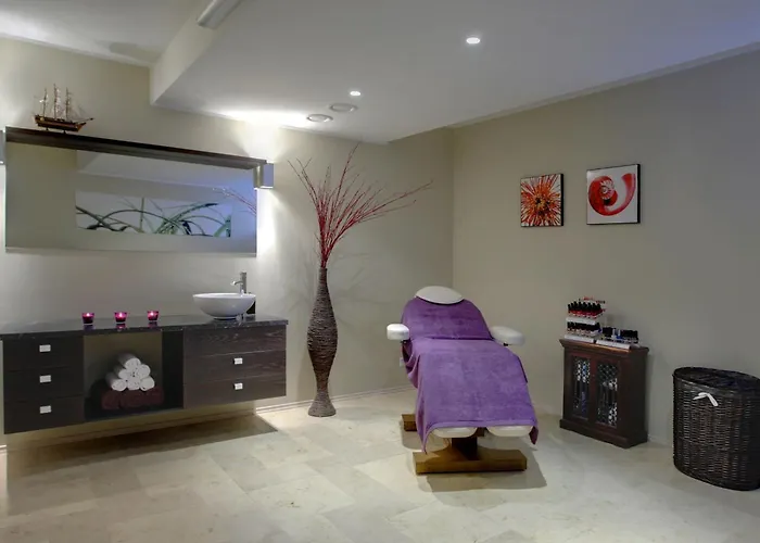 Kreutzwald Отель Таллин