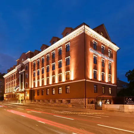 크로이츠발트 4*