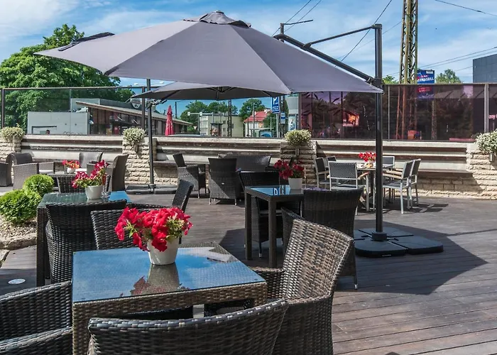 호텔 크로이츠발트 탈린