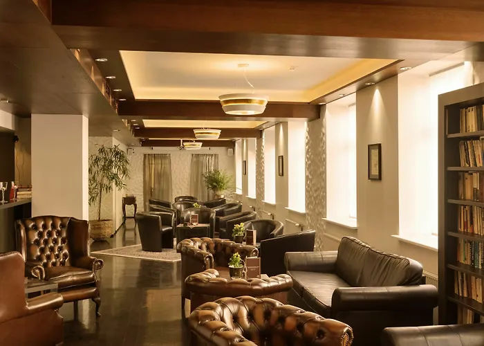 크로이츠발트 4*